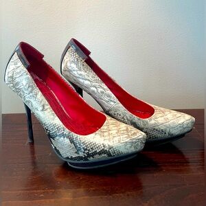 Anne Michelle Pumps